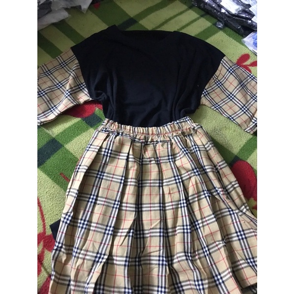 set váy bbr kèm áo phông siêu baby hàng chuẩn bán shop | BigBuy360 - bigbuy360.vn