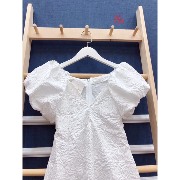 Váy xốp cổ tim tay bồng HSU1