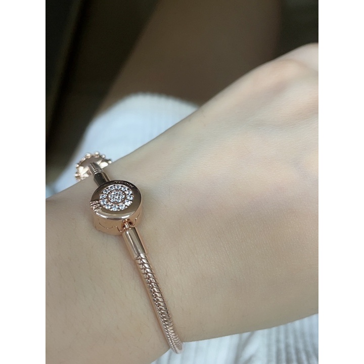 Vòng Tay Thiết Kế Độc Đáo Ấn Tượng