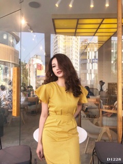 Đầm midi caro cánh tiên