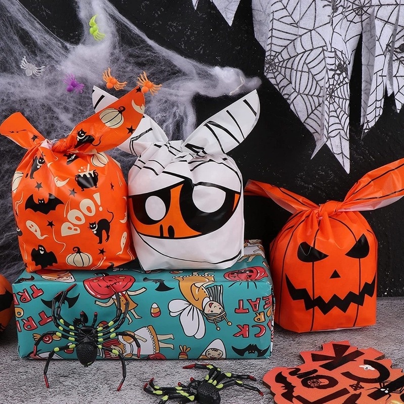 Set 50 Túi Nhựa Đựng Kẹo Họa Tiết Tai Thỏ / Ma / Bí Ngô Trang Trí Tiệc Halloween