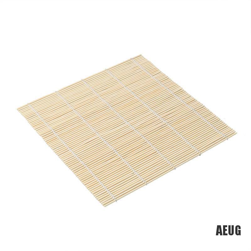 Thảm Cuộn Sushi Làm Từ Tre Kèm Vá Múc Cơm Sử Dụng Tiện Lợi