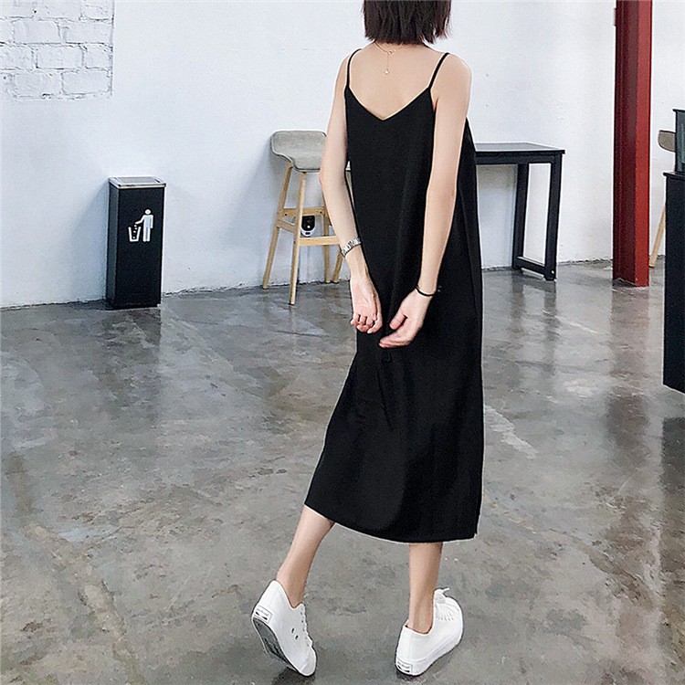 Váy 2 dây dáng dài, chất lụa basic, đầm ngủ suông có thể mặc đi biển, có màu trắng, đen CRD001
