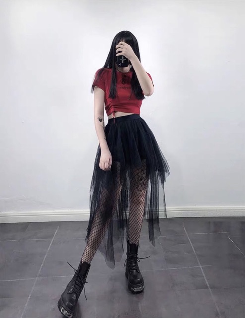 Chân váy lưới nhọn đuôi dài