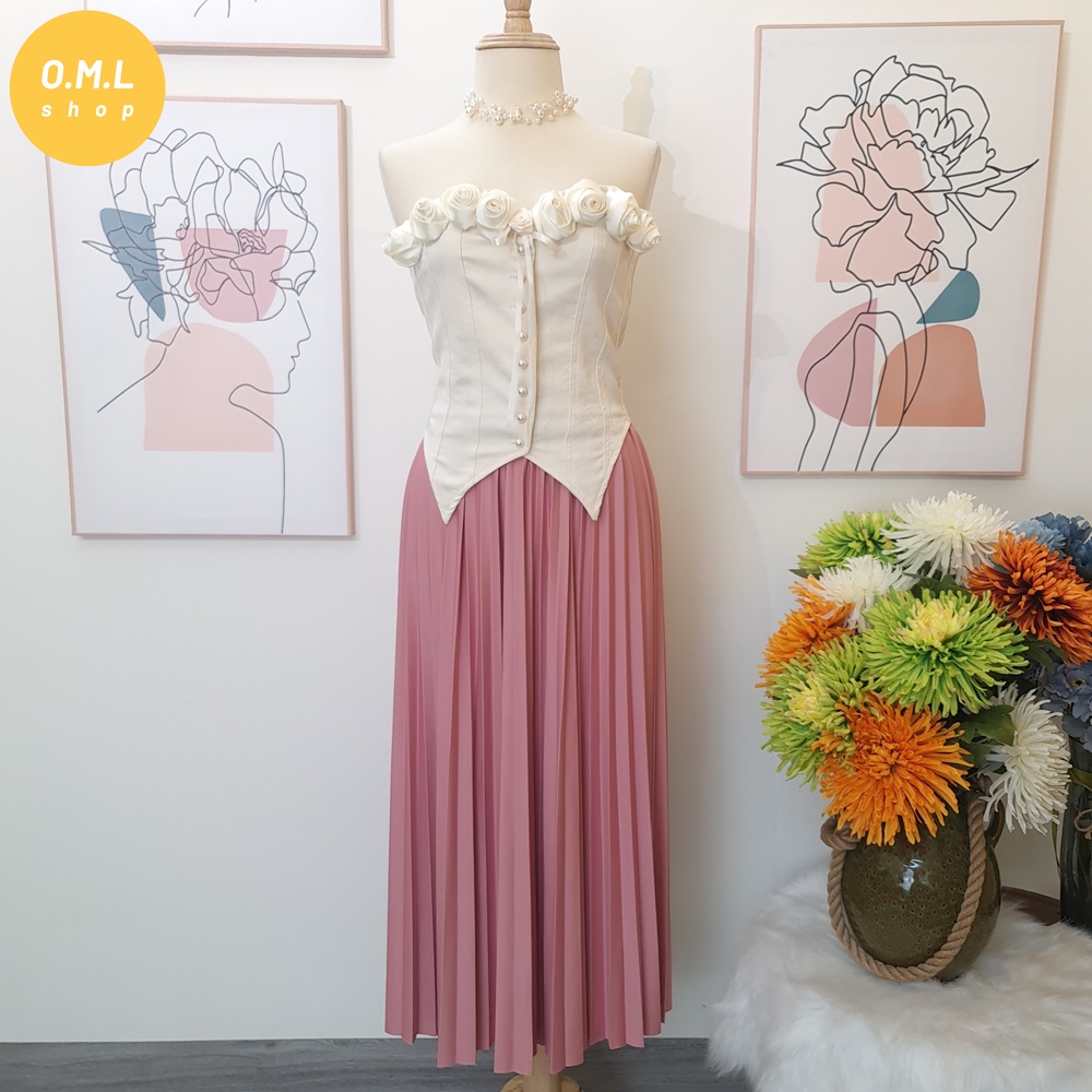 Set áo corset đính hoa hồng nổi nút ngọc phối váy hồng tiểu thư cổ điển, xinh đẹp