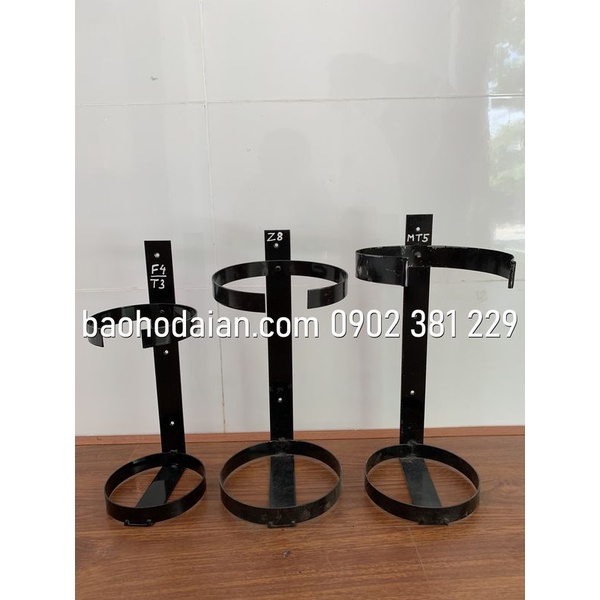Giá treo bình chữa cháy trên tường cho loại 3kg, 4kg, 5kg, 8kg bột và khí