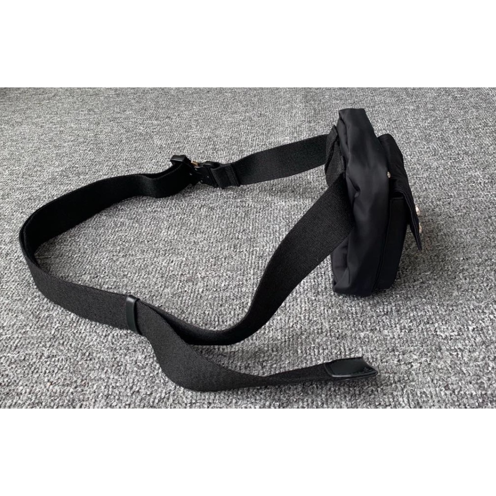 Túi đeo 1017 ALYX 9SM flat pouch ss20