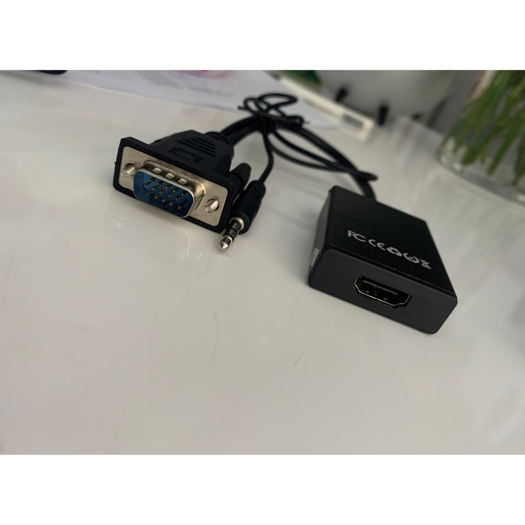 Cáp chuyển đổi tín hiệu từ VGA sang HDMI có âm thanh kèm theo cáp Micro USB mới