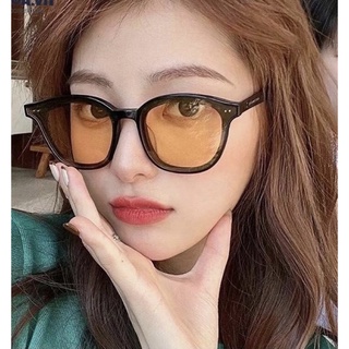 Mắt kính râm chữ V gọng nhỏ