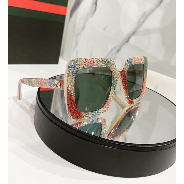 Mắt kính Gucci dáng vuông Auth