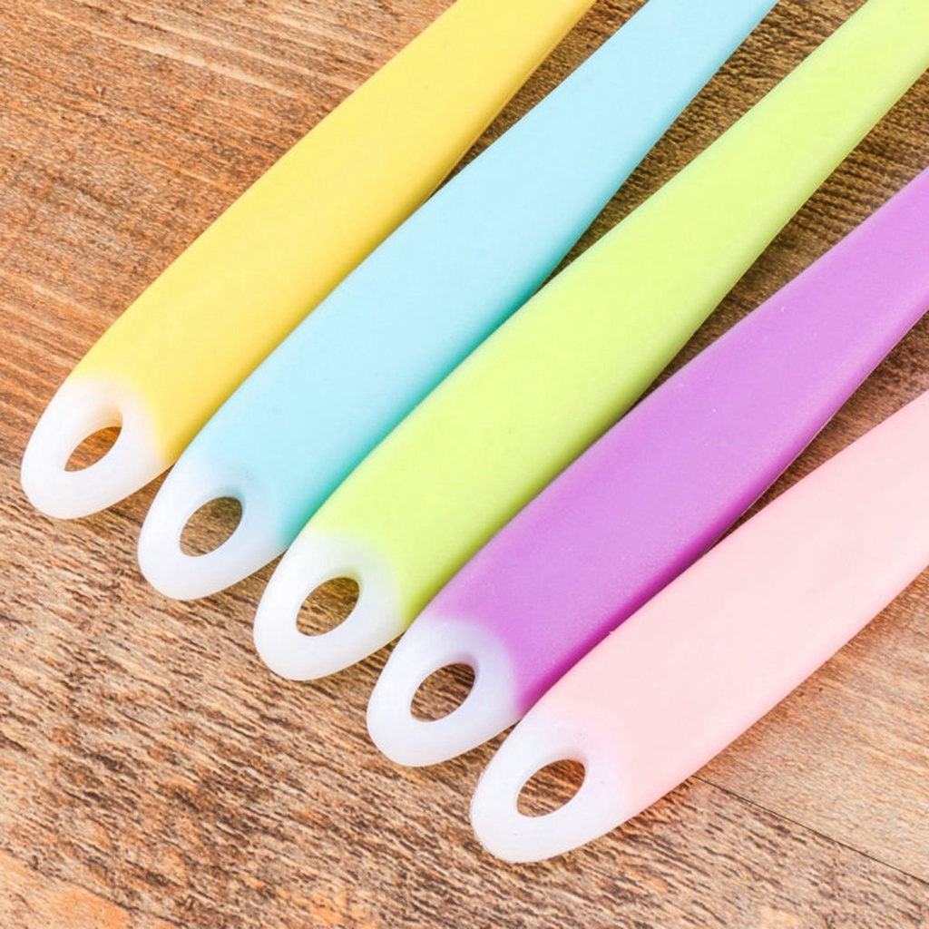 Phới trộn bột làm bánh bằng silicone nhiều màu sắc