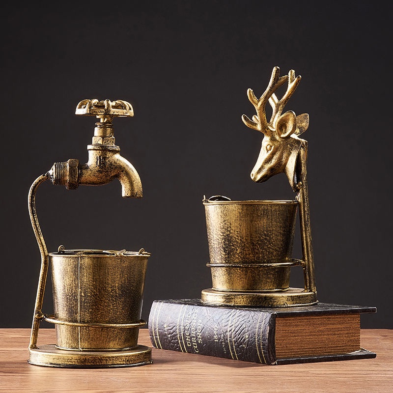 Gạt Tàn Thuốc Bằng Sắt Kiểu Retro Sáng Tạo