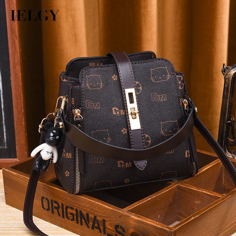 Túi đeo chéo vai bằng da mềm họa tiết mèo dễ thương bắt mắt