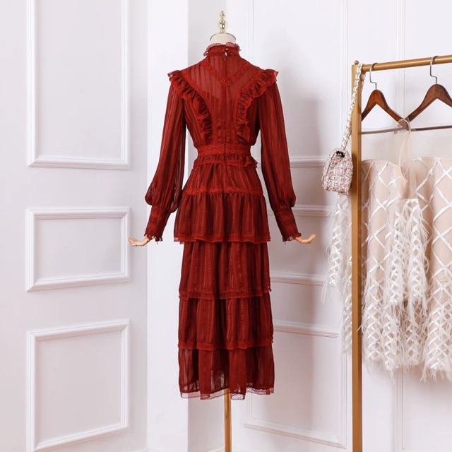 Đầm dài thiết kế tầng xoè qccc