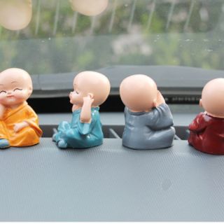 Bộ tượng chú tiểu 4 không