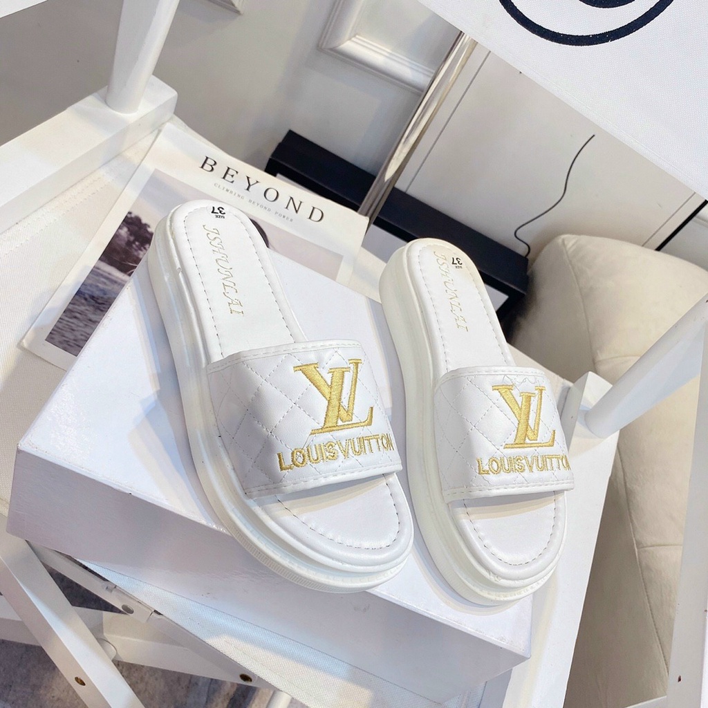 Dép Bánh Mì Dép Quai Ngang Nữ LV Thêu Mới Da Mềm Đế PU Siêu Nhẹ