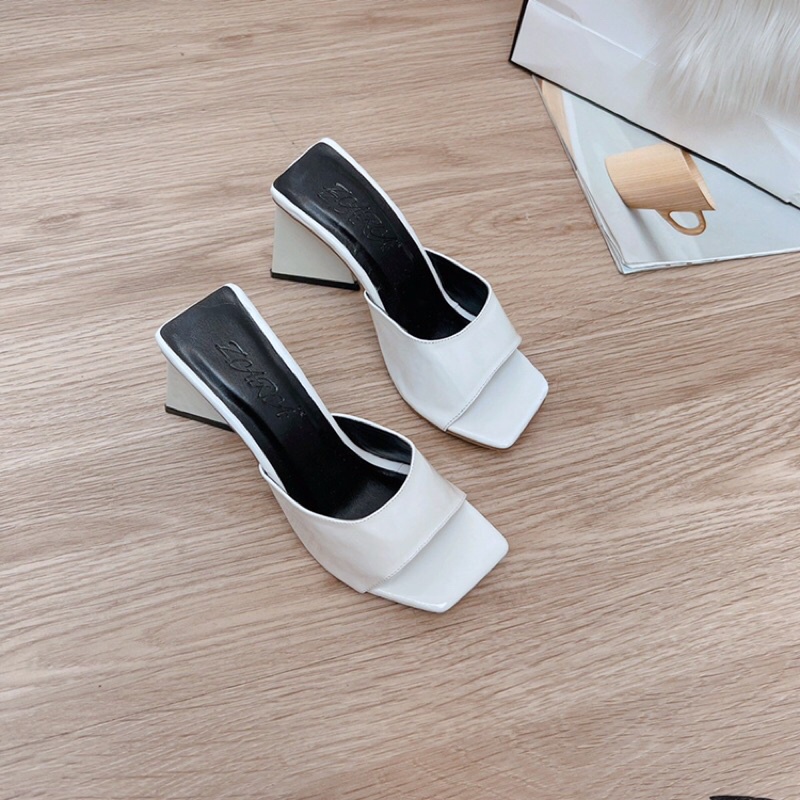 Guốc nữ gót tam giác 9 phân da bóng và quai trong hàng vn cao cấp