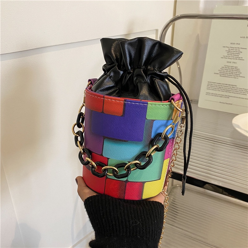 Túi Đeo Vai Hình Trụ In Họa Tiết graffiti Màu Sắc Tương Phản Thời Trang 2022 Cho Nữ