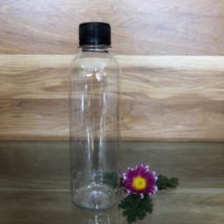 Chai nhựa tròn nắp đen 330ml