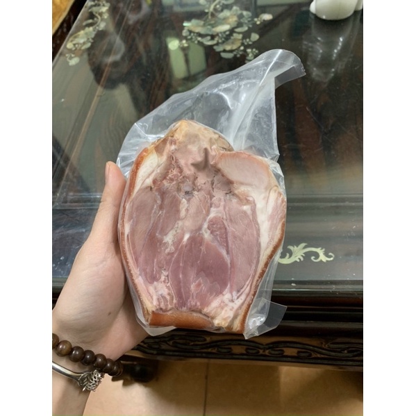 Bắp giò hun khói đặc biệt ngon