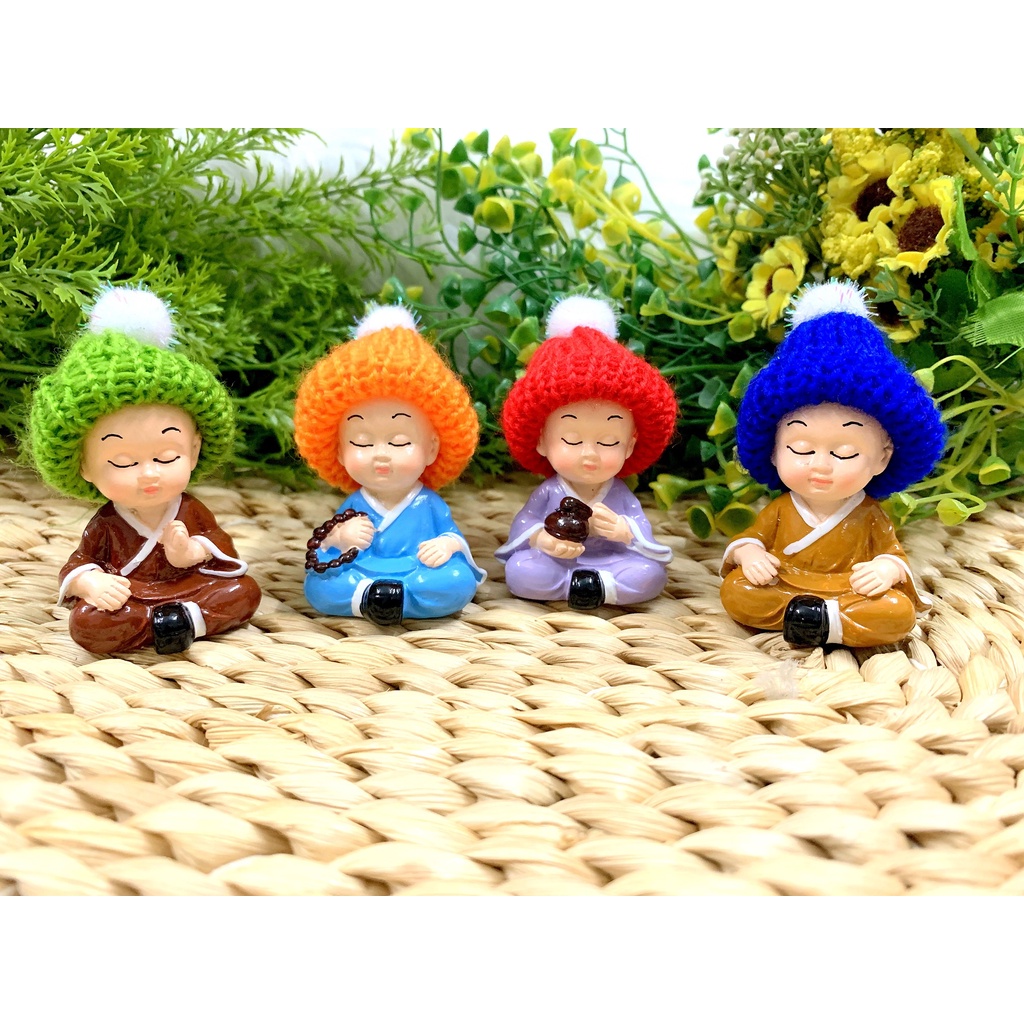 Tượng Chú Tiểu Hư Không đội nón len Việt Nam (Hàng Độc Quyền)