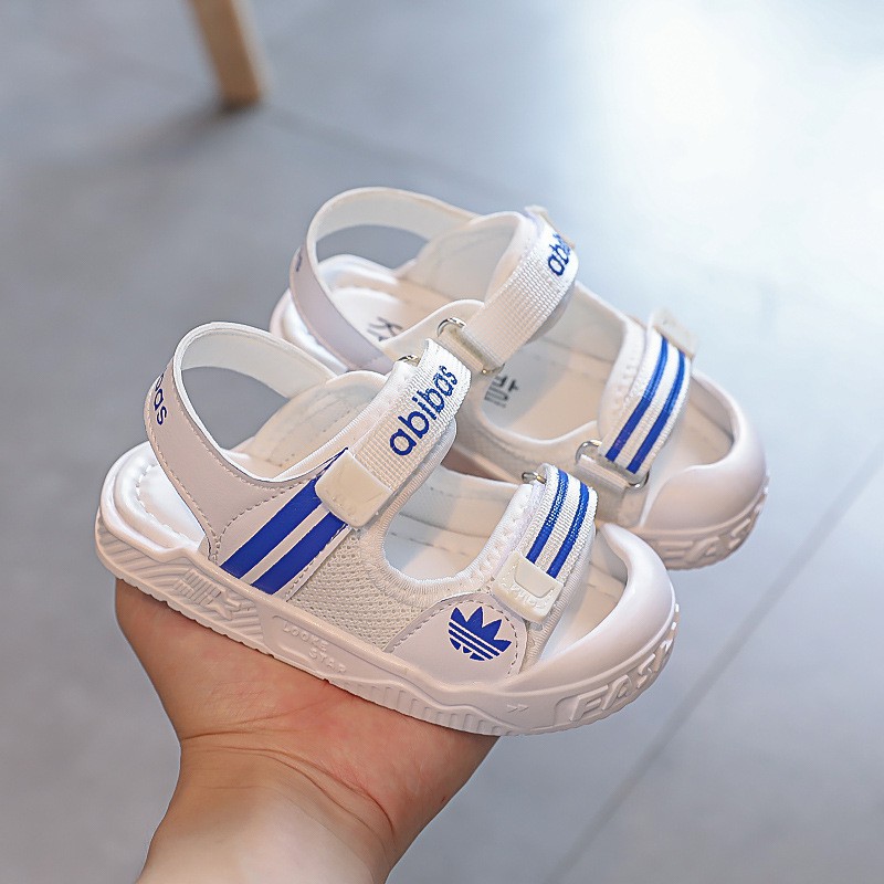 Sandal Bé Trai Quai Hậu Mũi Cao Chống Trơn Chống Vấp Cho Bé Từ 0 - 5 Tuổi Siêu Nhẹ Dáng Thể Thao D43