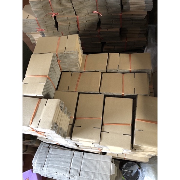 16x6x6 hộp carton đóng hàng giá rẻ(giá 900 đồng)