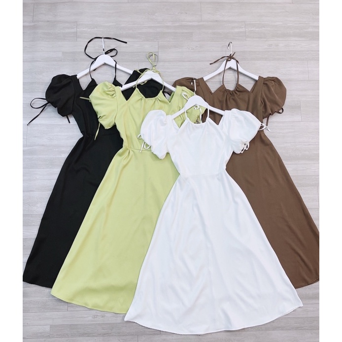 Váy midi cổ yếm tay bồng dáng dài xoè