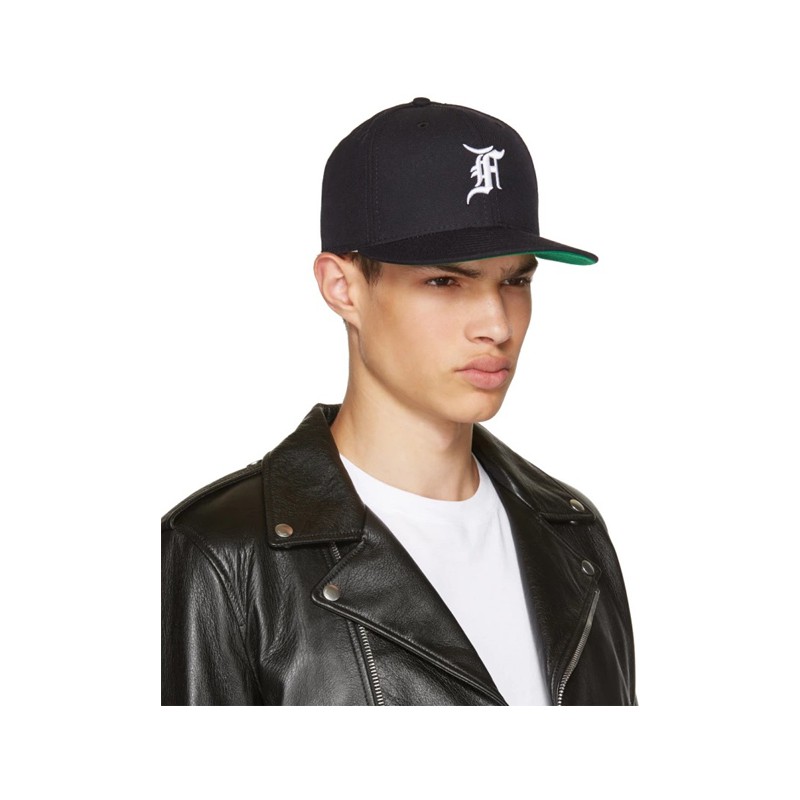 Mũ Fear Of God Essentials N3w Era fitted cap