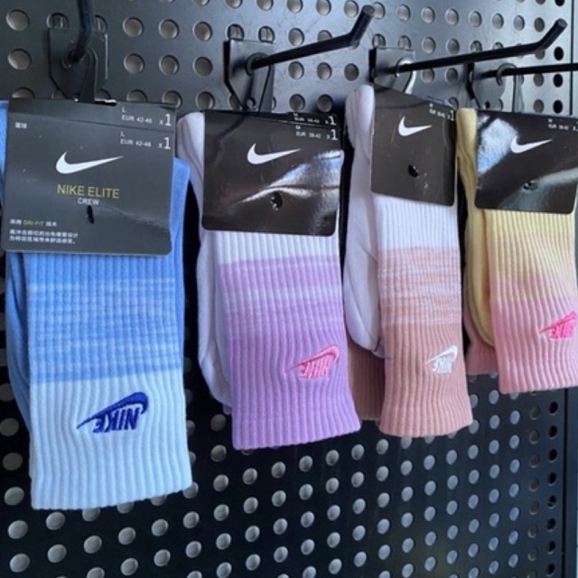 Tất thể thao ombre nhiều màu