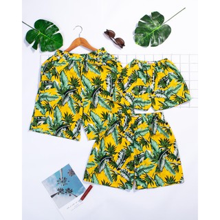 Set gia đình đi biển
