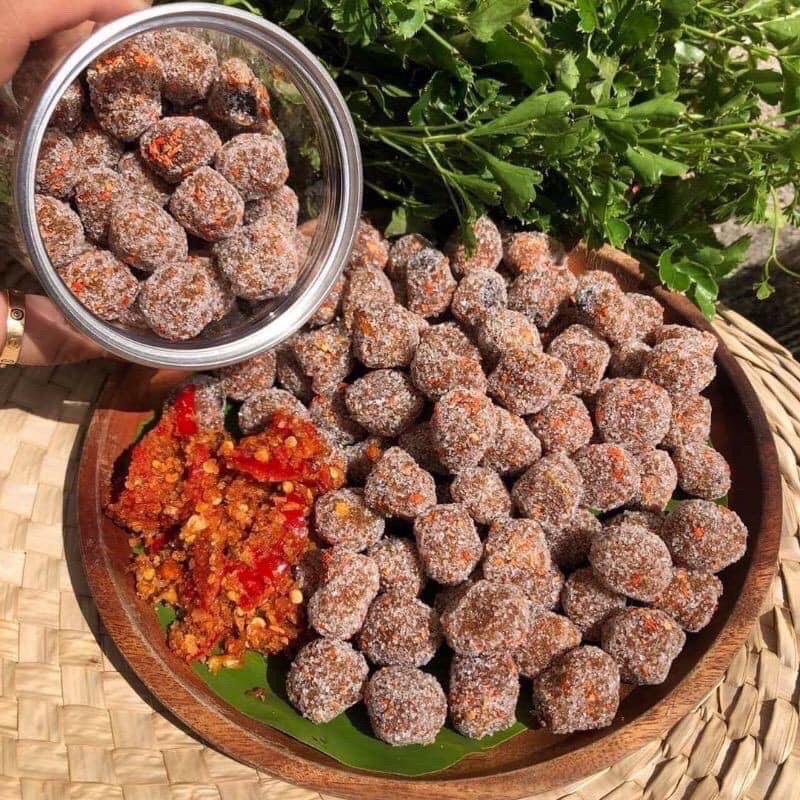 Me xí muội xóc muối ớt chua cay 300g - Đặc sản Huế