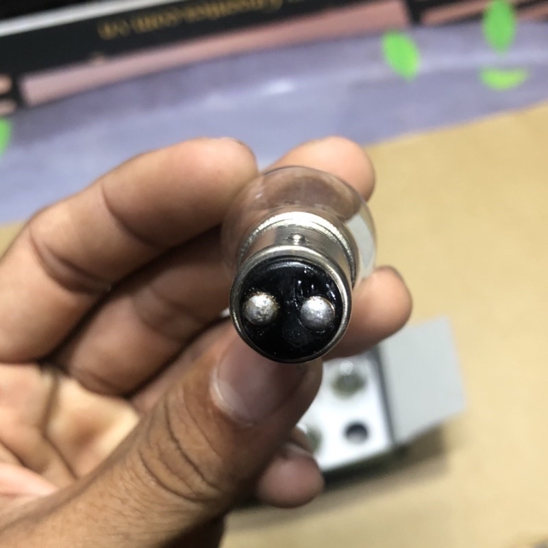 ✅1 bóng đèn xi nhan 12/24v 1 tim/ 2 tim cho ô tô, xe máy.