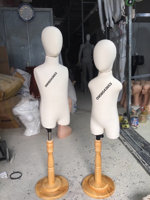 Manocanh em bé 2t,4t chân gỗ tự nhiên có gắn đầu