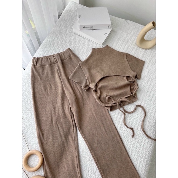 SET ÁO KHOÉT LƯNG QUẦN NÂU XẺ