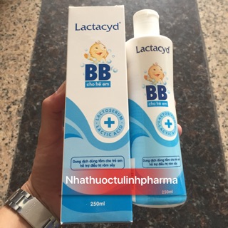 Lactacyd BB 250ml - sữa tắm gội giúp chống rôm sảy hiệu quả