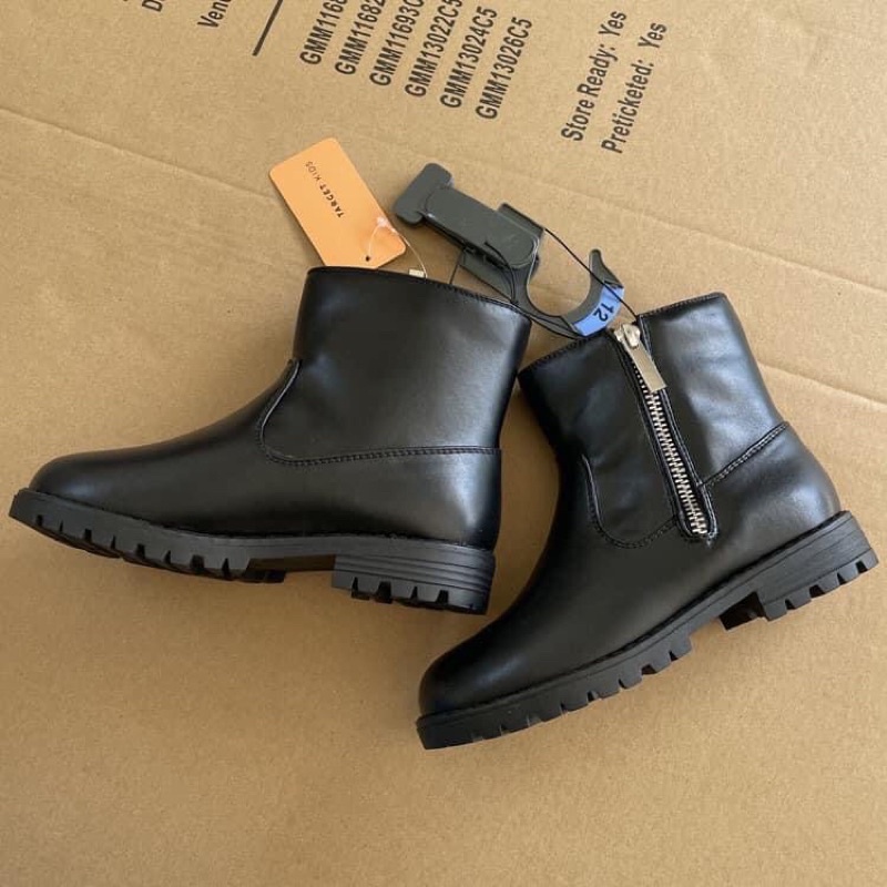 Boot da bé gái