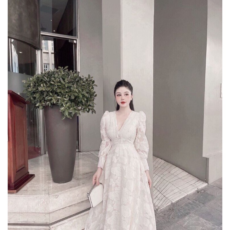 Đầm maxi ren trắng cổ V tay phồng Vin Dress