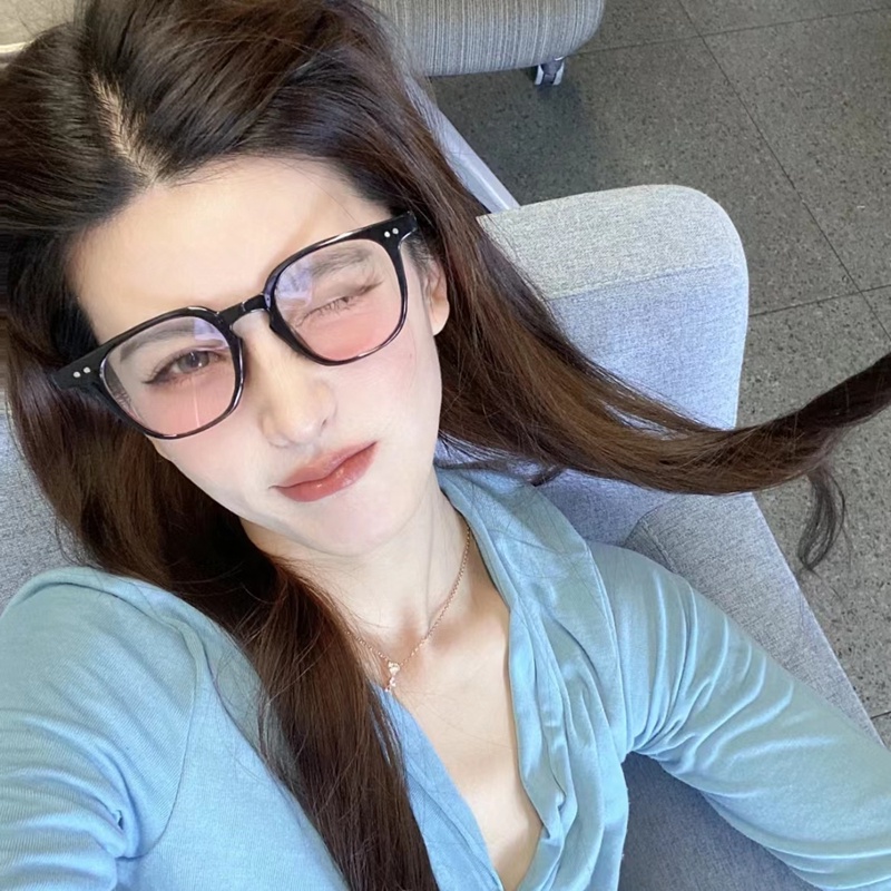 Mắt Kính Má Hồng Gọng Đen Đơn Giản Thời Trang Dành Cho Nữ