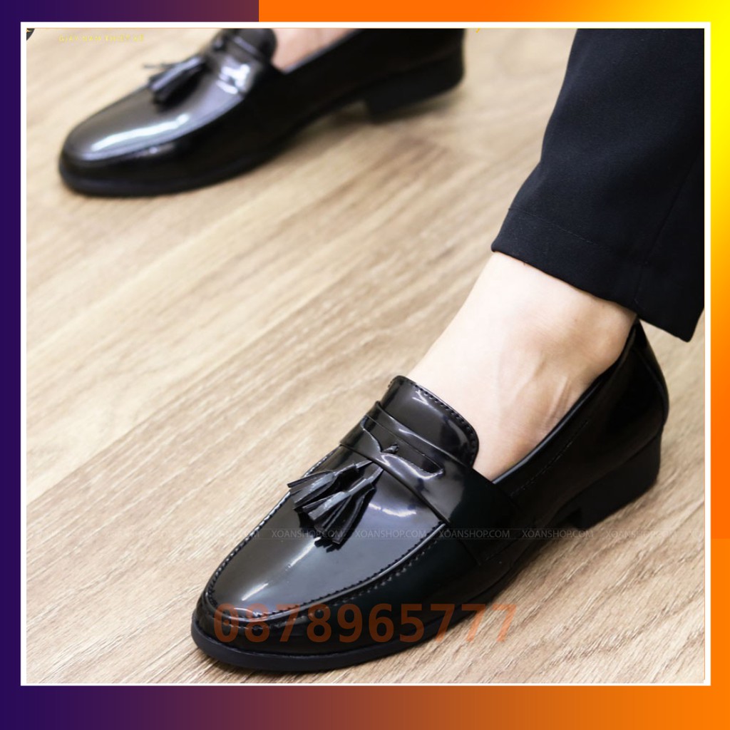 Giày Da Lười Nam Da Bóng Gắn Chuông Đế Cao Su Đúc Nguyên Khối - Mã L160 Màu Đen Hàng Việt Nam