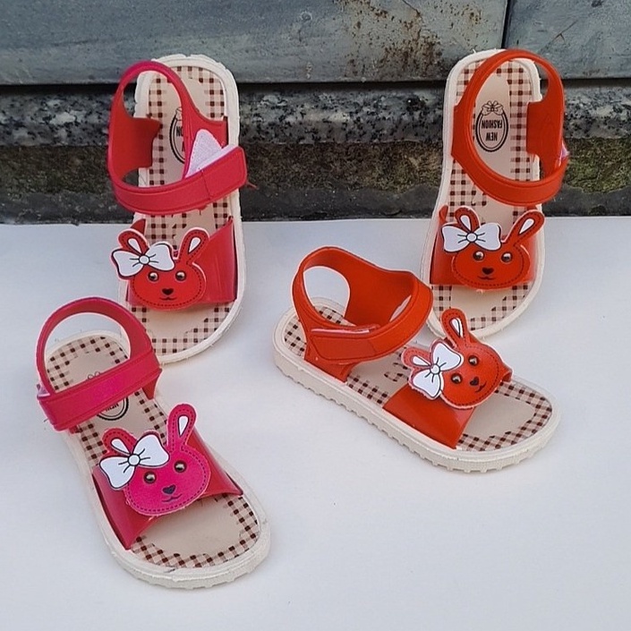 Dép sandal đính thỏ cho bé cấp 1 size 25-38 - Có quai hậu cho bé đi học