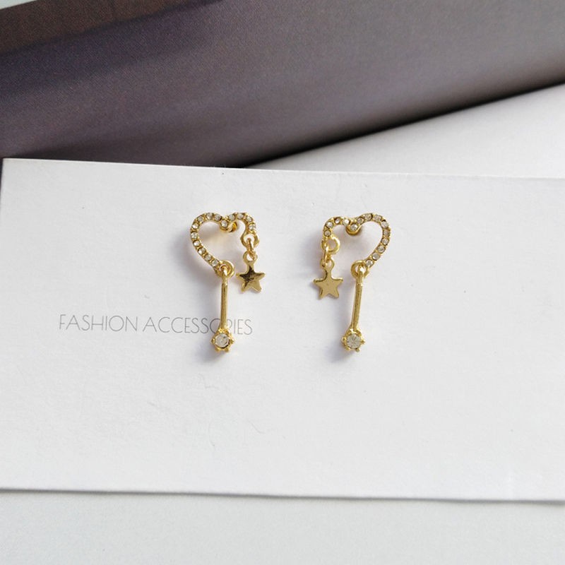 Japan and South Korea simple and small love heart-shaped earrings diamond five-pointed star earrings temperament super fairy cute earrings female S925