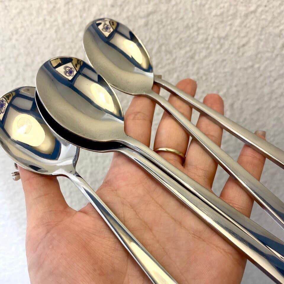 Hộp 5 chiếc thìa inox cao cấp sáng bóng  ( chuôi dài siêu cao cấp)