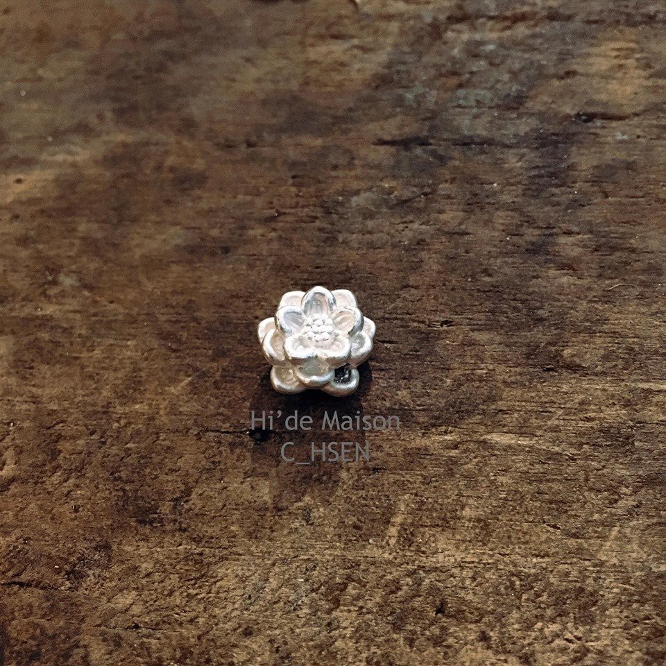 (Bạc ta 99 ) Charm bạc ta hoa sen