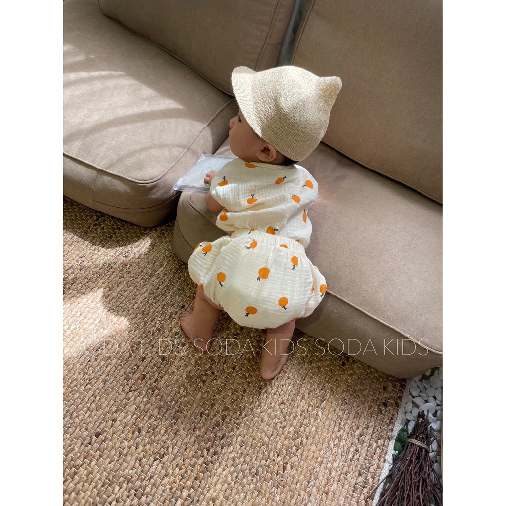 Bộ quần áo cộc tay chất xô muslin cho bé từ 3-10kg mẫu quả cam Tiệm Nhà Bơ
