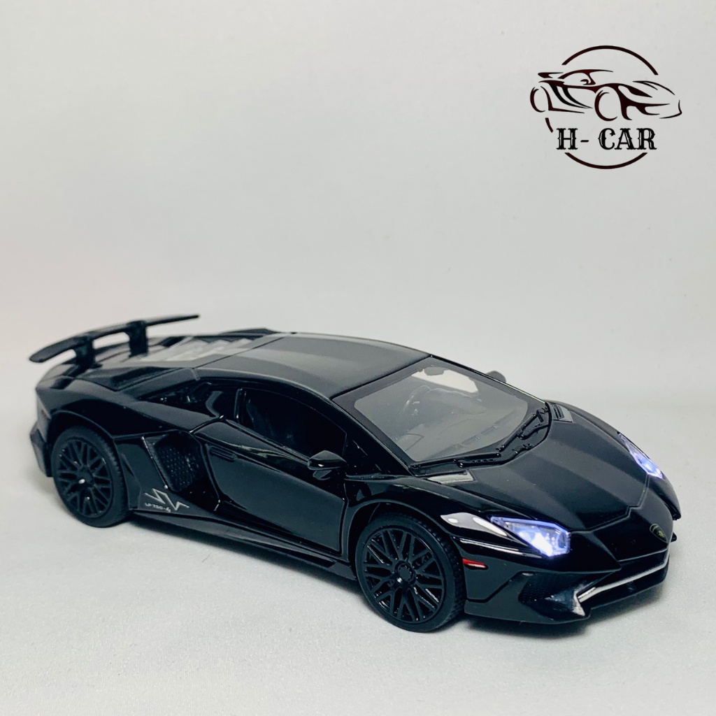Mô hình hợp kim xe Lamborghini SV LP750 tỉ lệ 1:32 màu đen