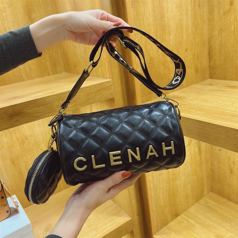 Sét đôi đeo chéo tròn trống trần ô đính chữ vàng nổi kèm dây đeo bản to (tặng kèm túi nhỏ)