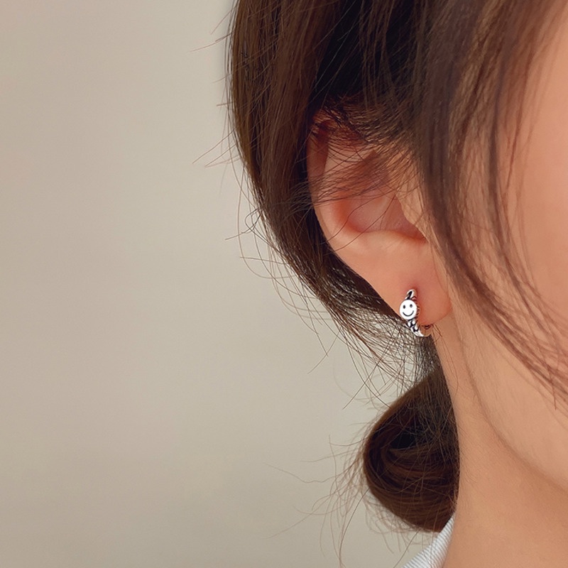 Bông Tai Hình Tròn Họa Tiết Mặt Cười Đơn Giản Phong Cách Hàn Quốc Thời Trang Cho Nữ