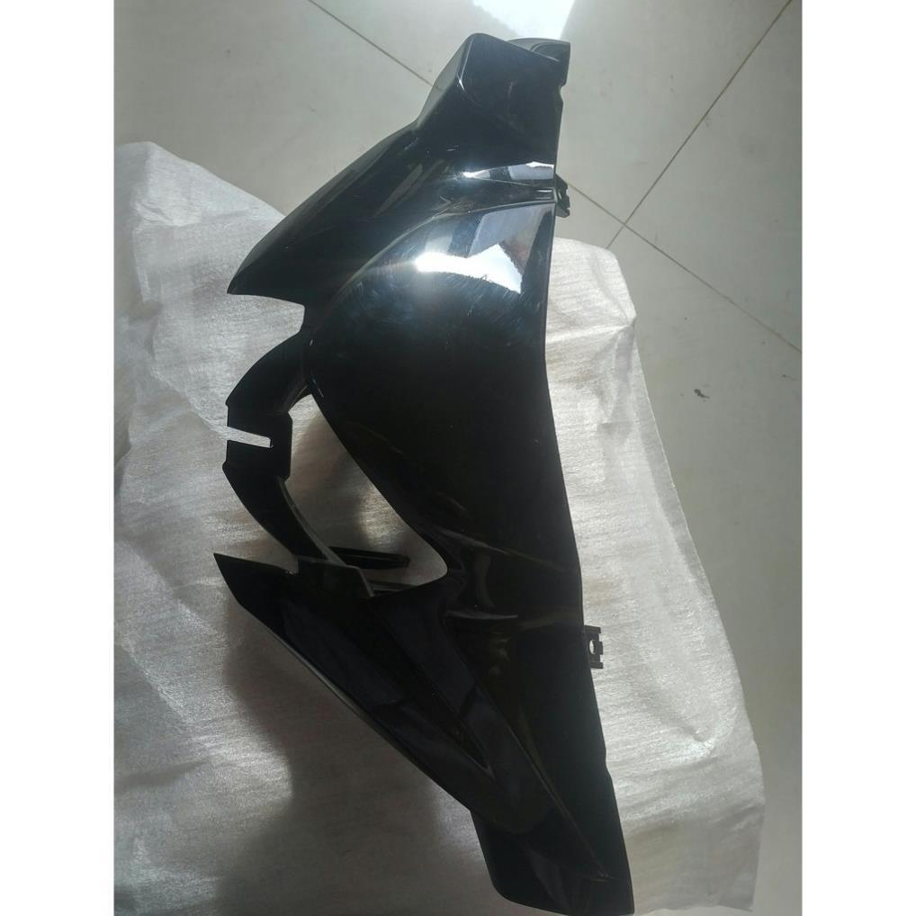 Ốp đầu trước (Nắp trước tay lái) Taurus đen