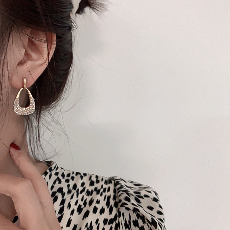 Khuyên Tai Kim Loại Đính Hạt Giả Ngọc Trai Phong Cách vintage